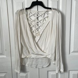 Cross over V neck long sleeve